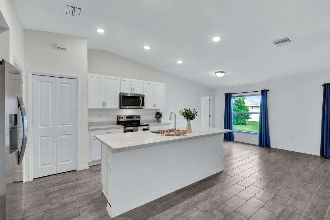 1314 SW 35th Terrace, Cape Coral, FL 33914