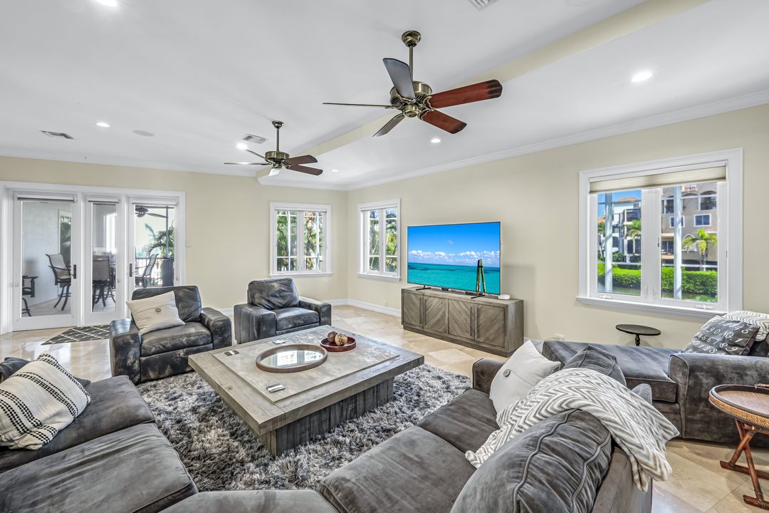 175 Topanga Dr, Bonita Springs, FL 34134
