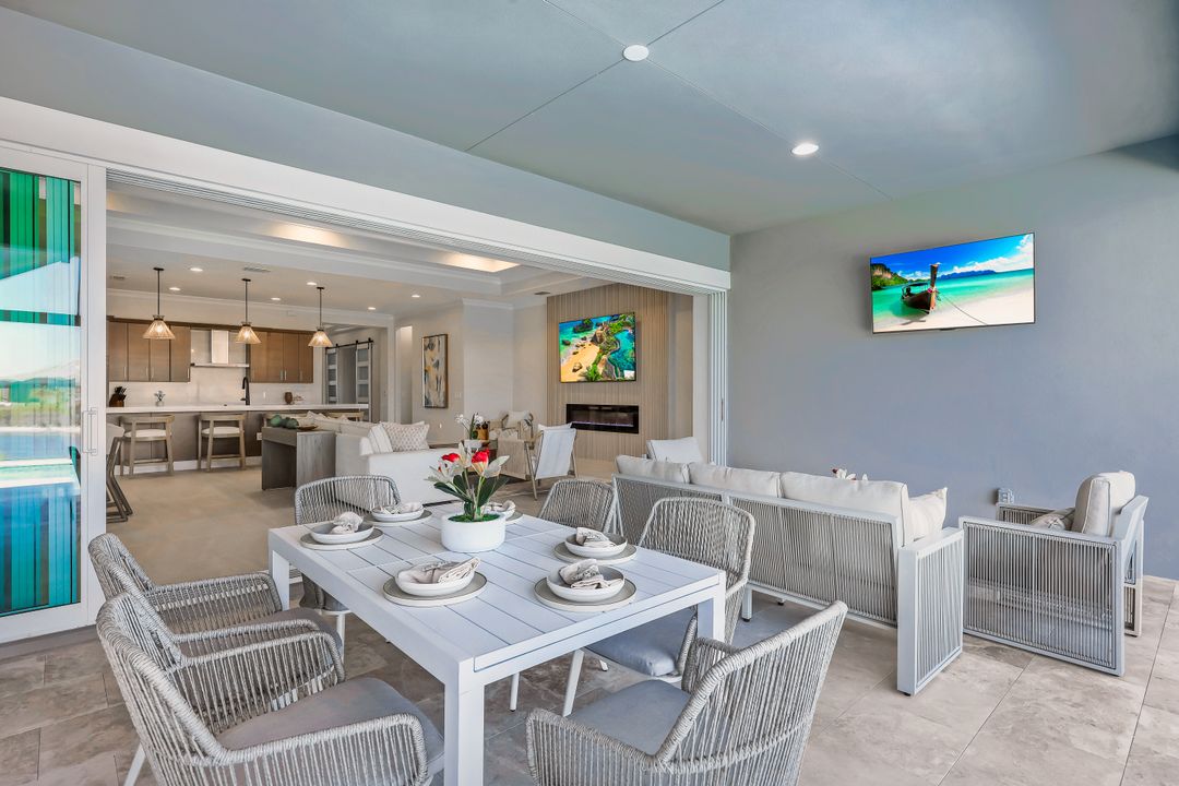 8943 Gustavia Ct, Naples, FL 34112