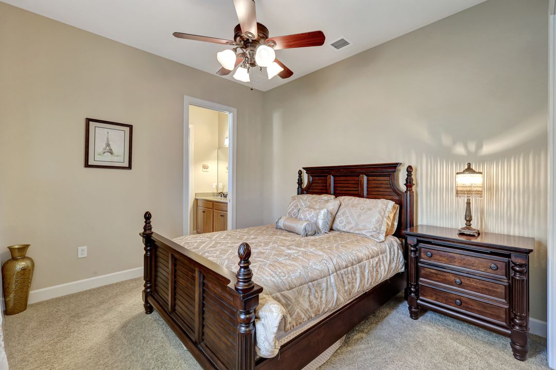 9693 Cobalt Cove Cir, Naples, FL 34120