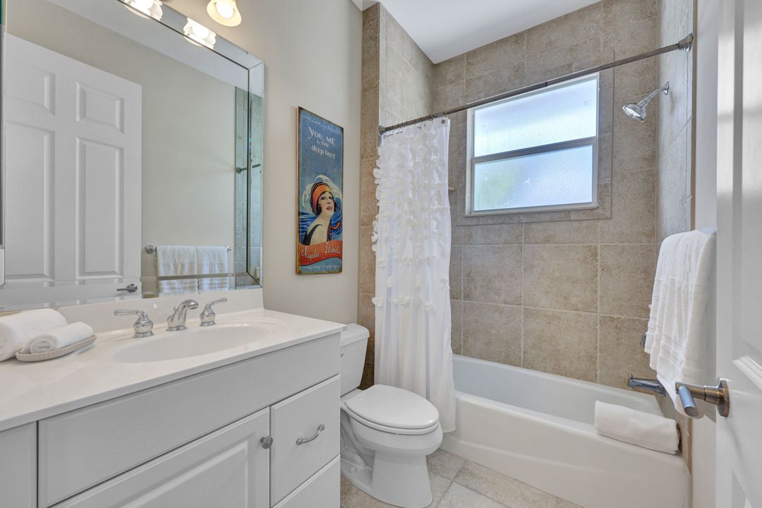 636 102nd Ave N, Naples, FL 34108, Naples, FL 34108