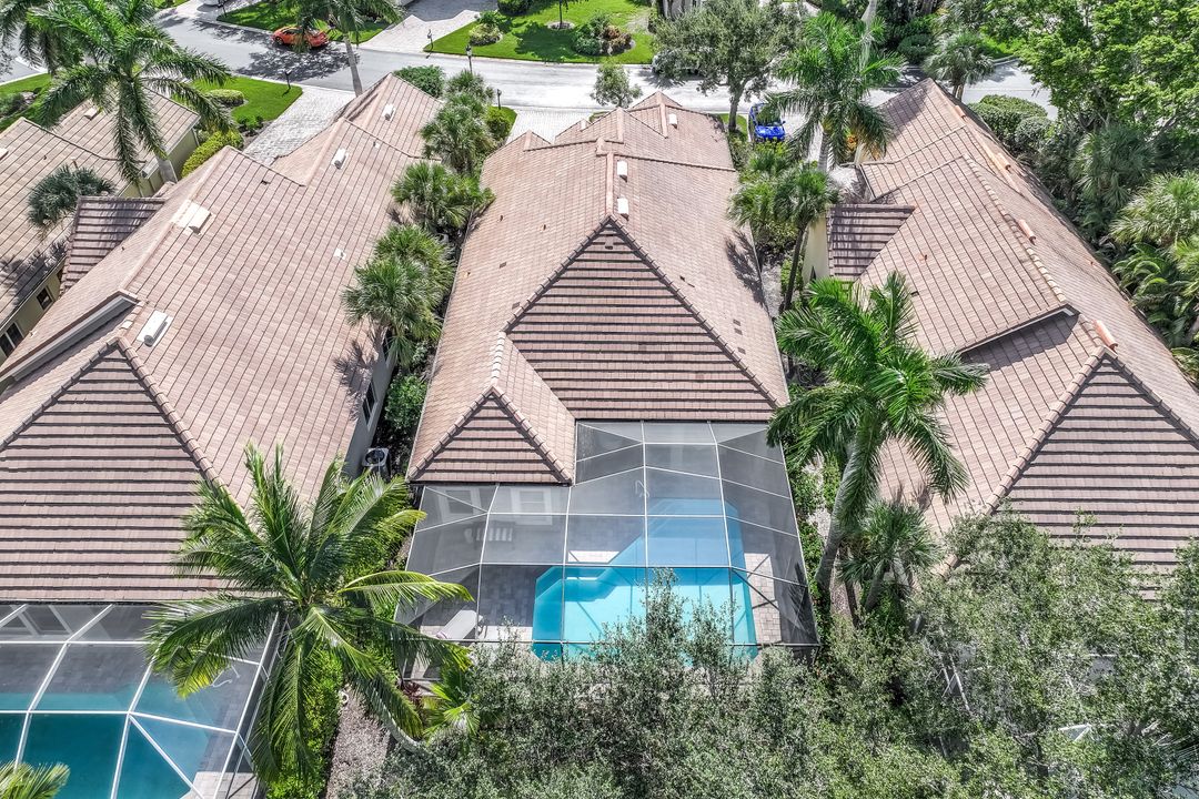 8544 Mallards Way, Naples, FL 34114