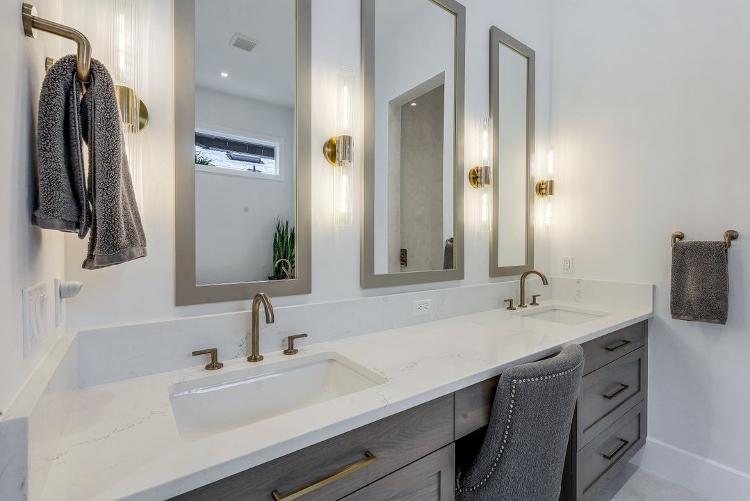 685 Cameo Ct, Marco Island, FL 34145