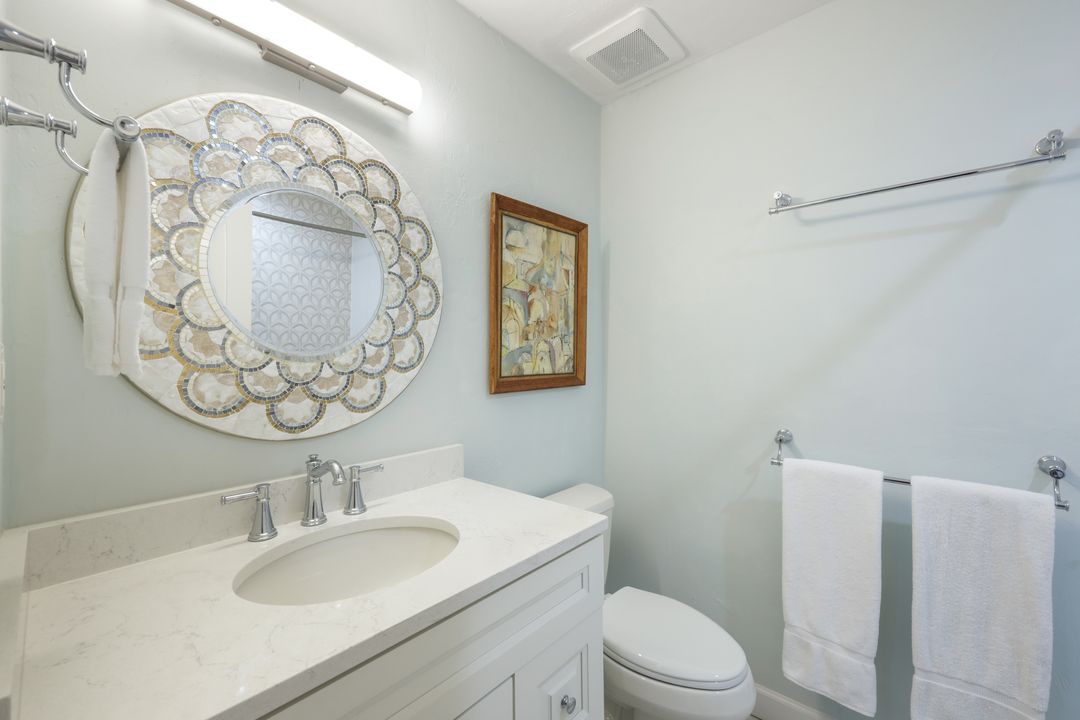 2218 Kings Lake Blvd, Naples, FL 34112