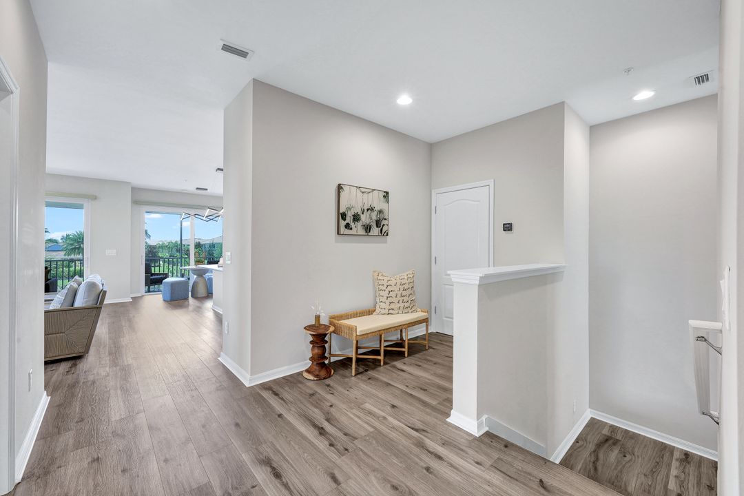 2344 Sheen Ln, Naples, FL 34120