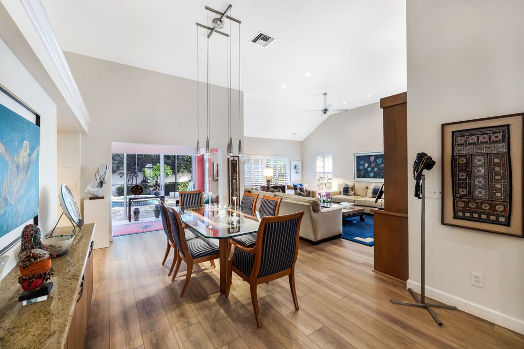 353 Carlton Pl, Naples, FL 34108