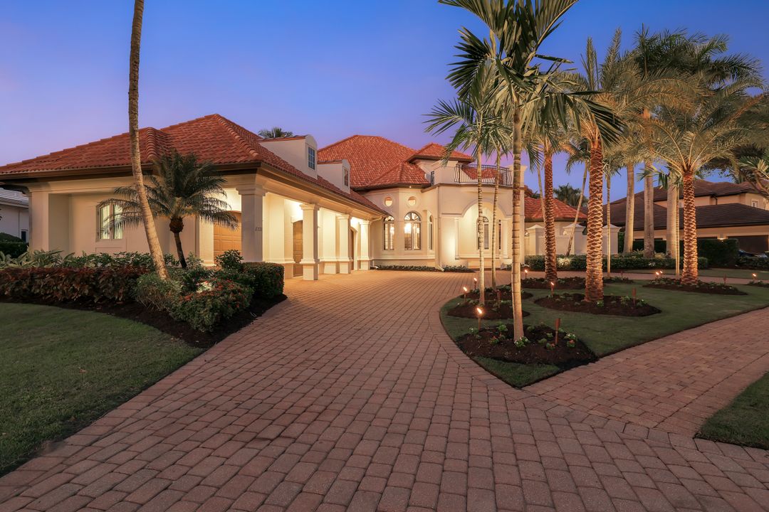 8728 Purslane Dr, Naples, FL 34109