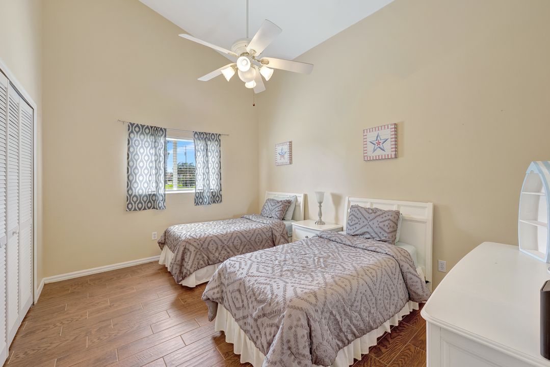 2137 SE 19th Ave, Cape Coral, FL 33990