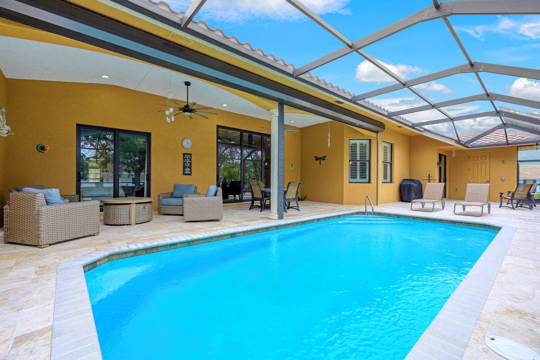 598 Fieldstone Dr, Marco Island, FL 34145