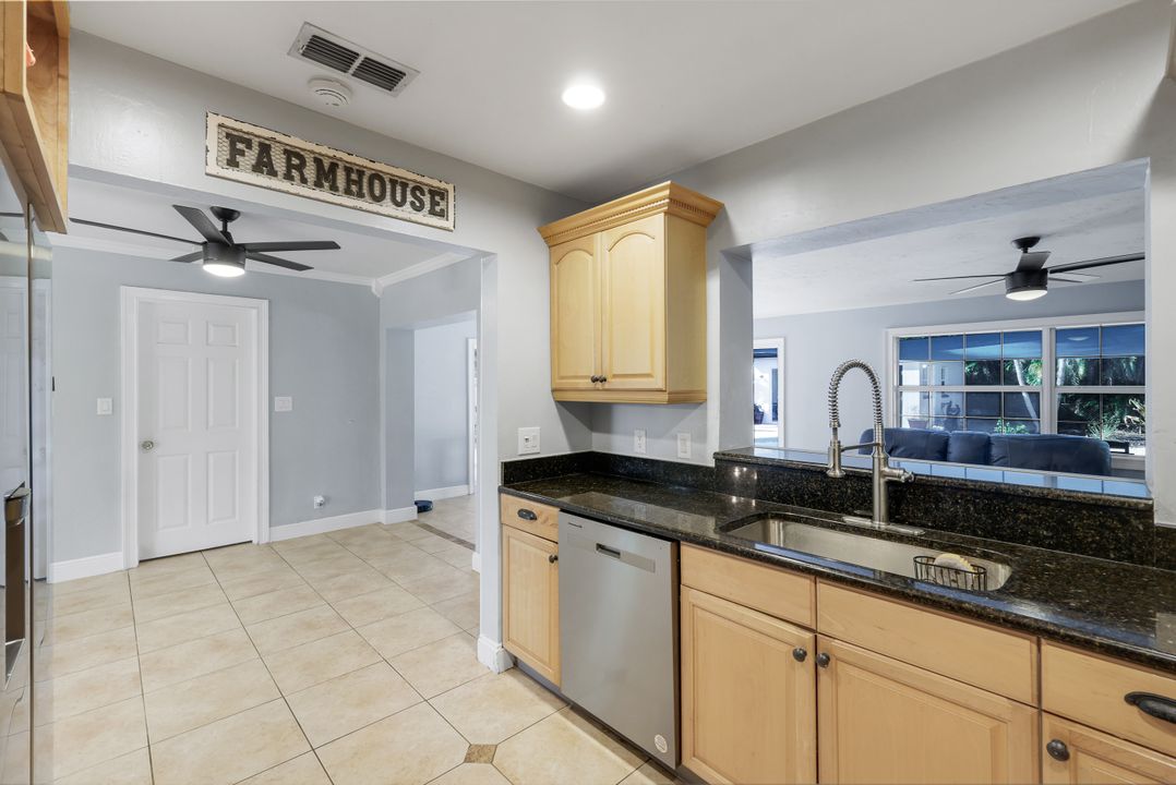 8327 Riviera Ave, Fort Myers, FL 33919