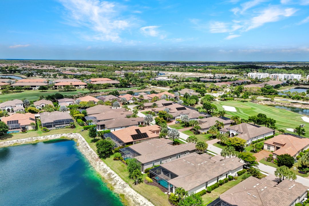 8675 Amour Ct, Naples, FL 34119