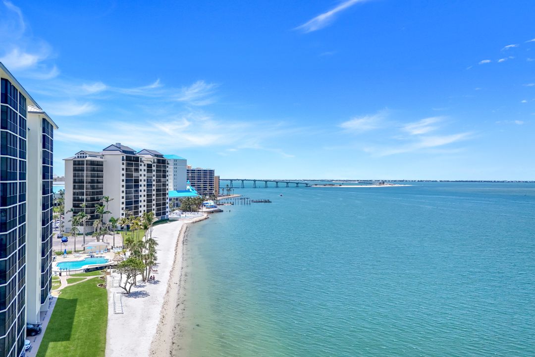 17080 Harbour Pointe Dr #12B, Fort Myers, FL 33908