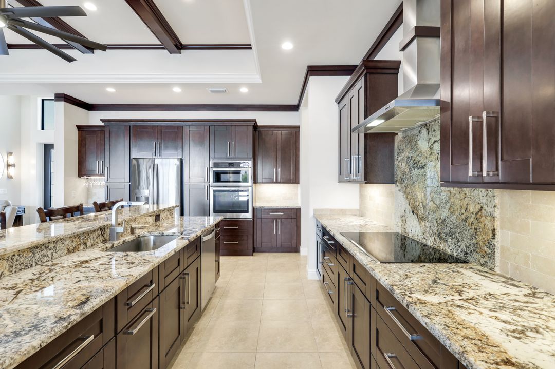 128 NW 39th Ave, Cape Coral, FL 33993