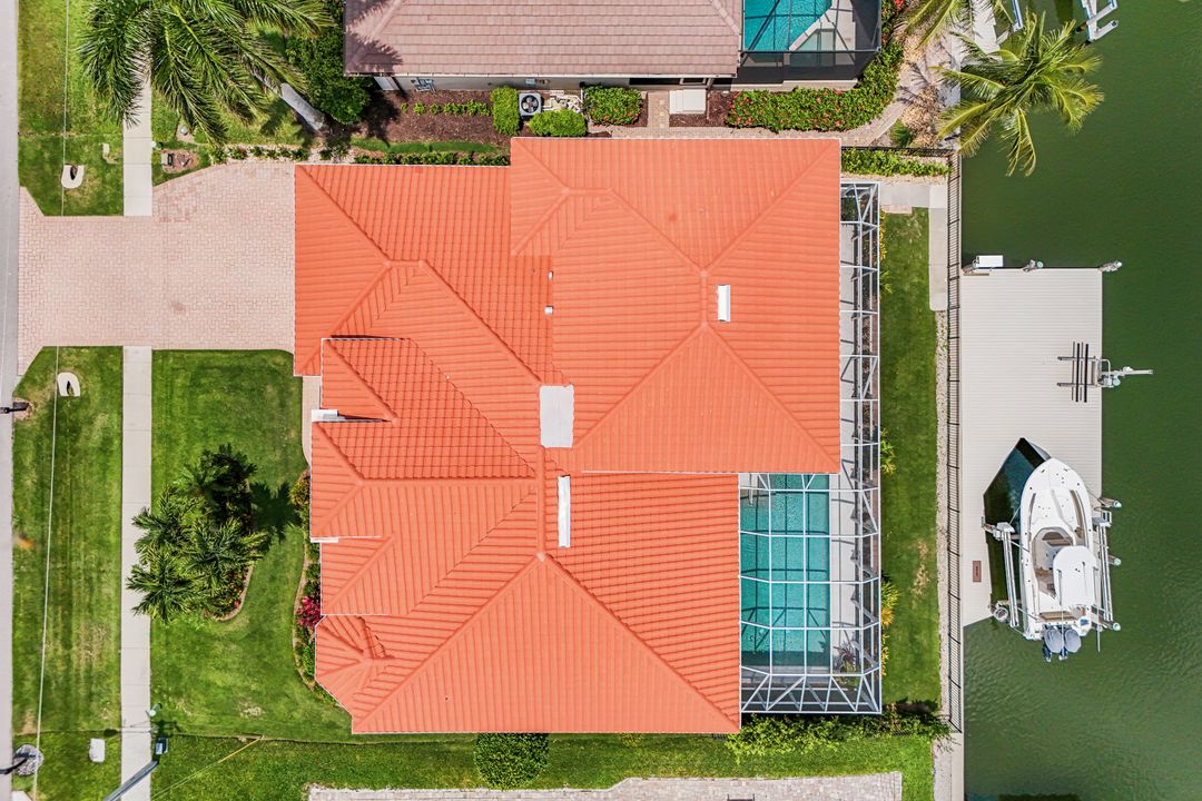 1148 Lamplighter Ct, Marco Island, FL 34145