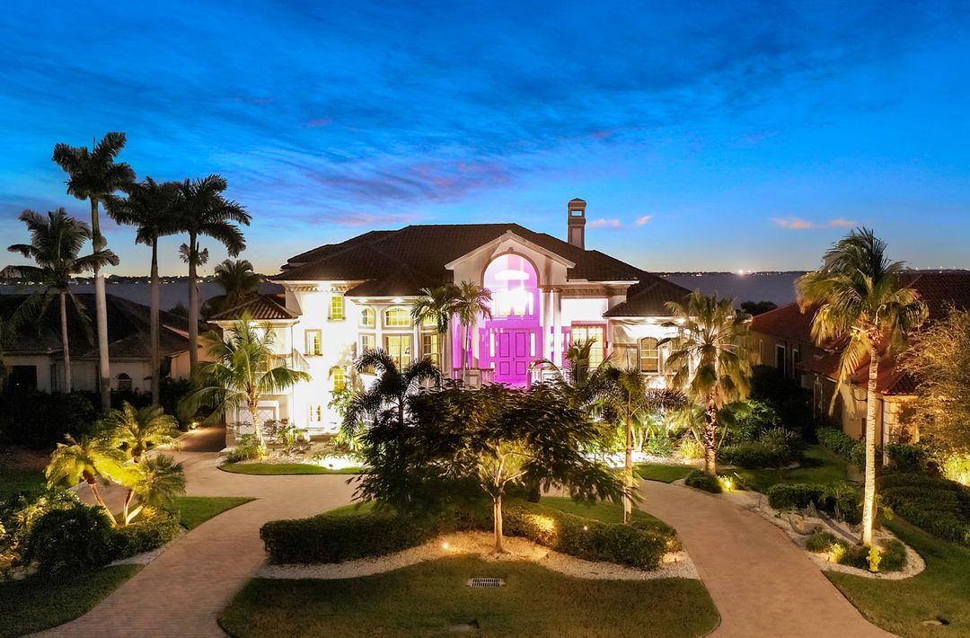 12560 Panasoffkee Dr, North Fort Myers, FL 33903