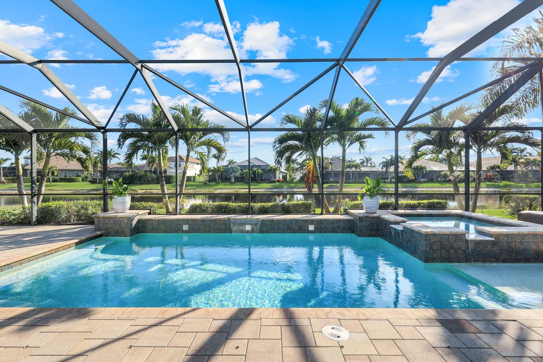 9356 Slate Ct, Naples, FL 34120