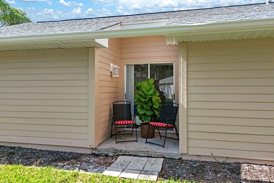 14871 Crescent Cove Dr, Fort Myers, FL 33908