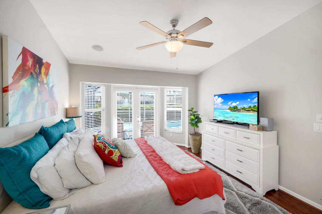 2150 Stacil Cir, Naples, FL 34109