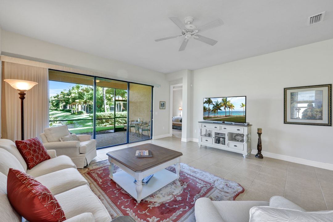 13466 Sumter Ln, Naples, FL 34109