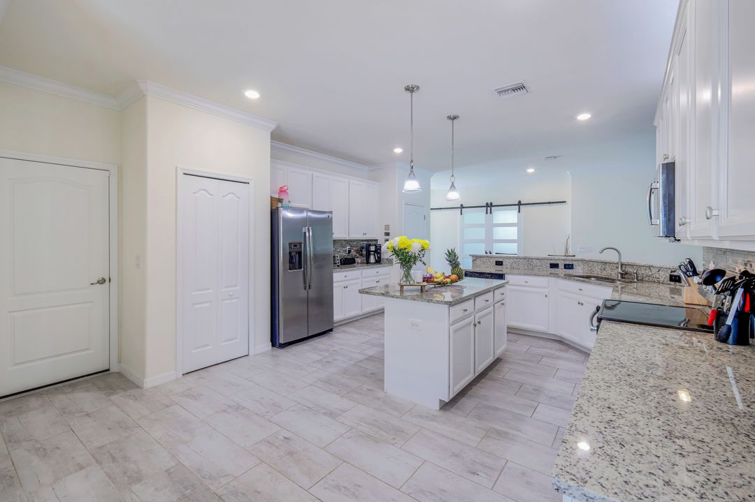 16490 Bonita Landing Cir, Bonita Springs, FL 34135