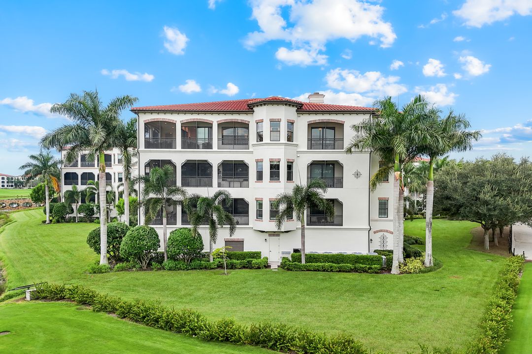 16452 Carrara Way #301, Naples, FL 34110