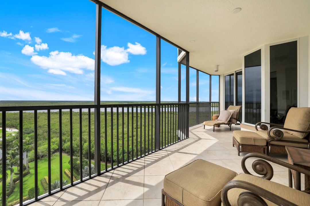 1060 Borghese Ln #1005, Naples, FL 34114