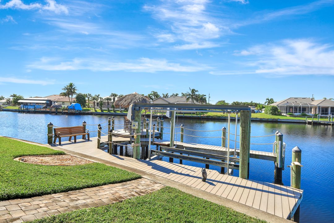 2216 SW 49th Terrace, Cape Coral, FL 33914