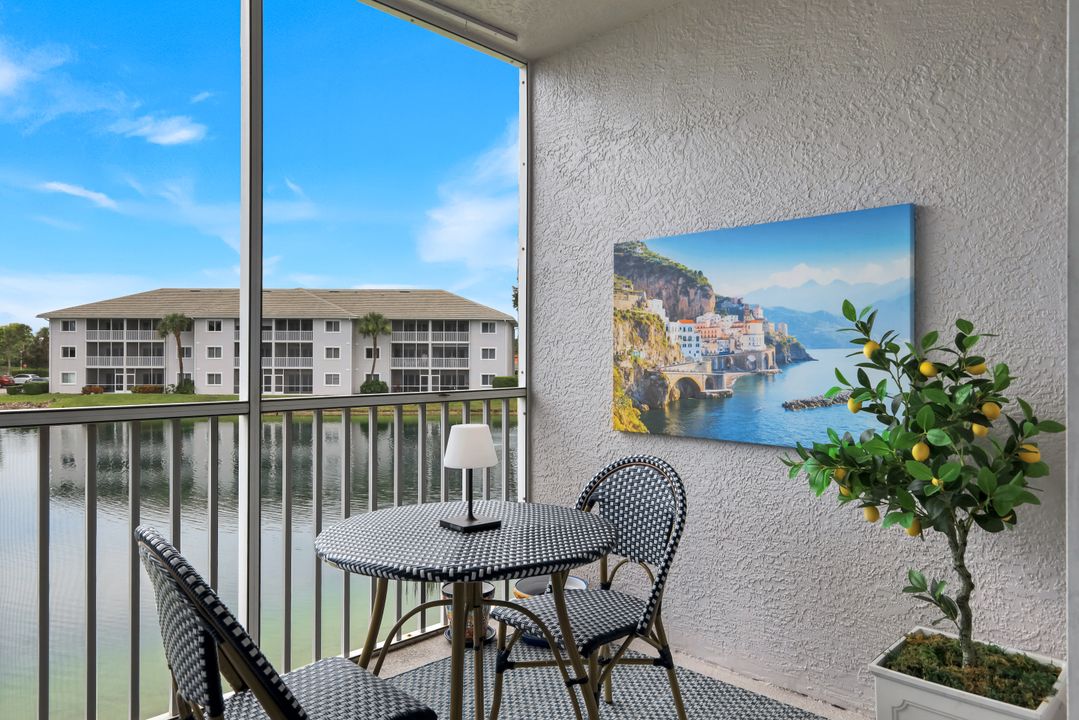 7822 Great Heron Way #201, Naples, FL 34104