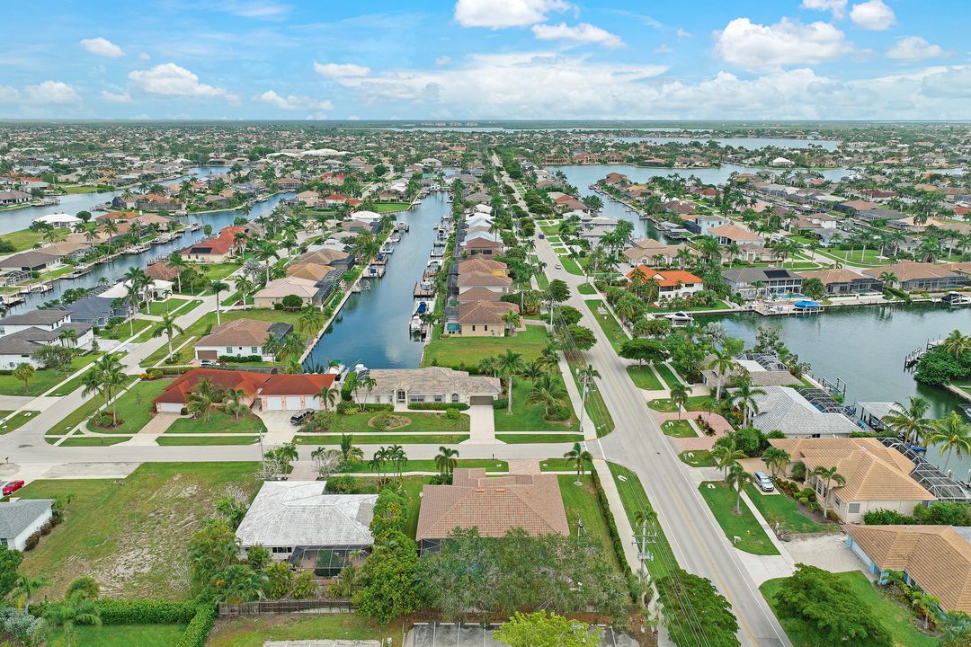 598 Fieldstone Dr, Marco Island, FL 34145