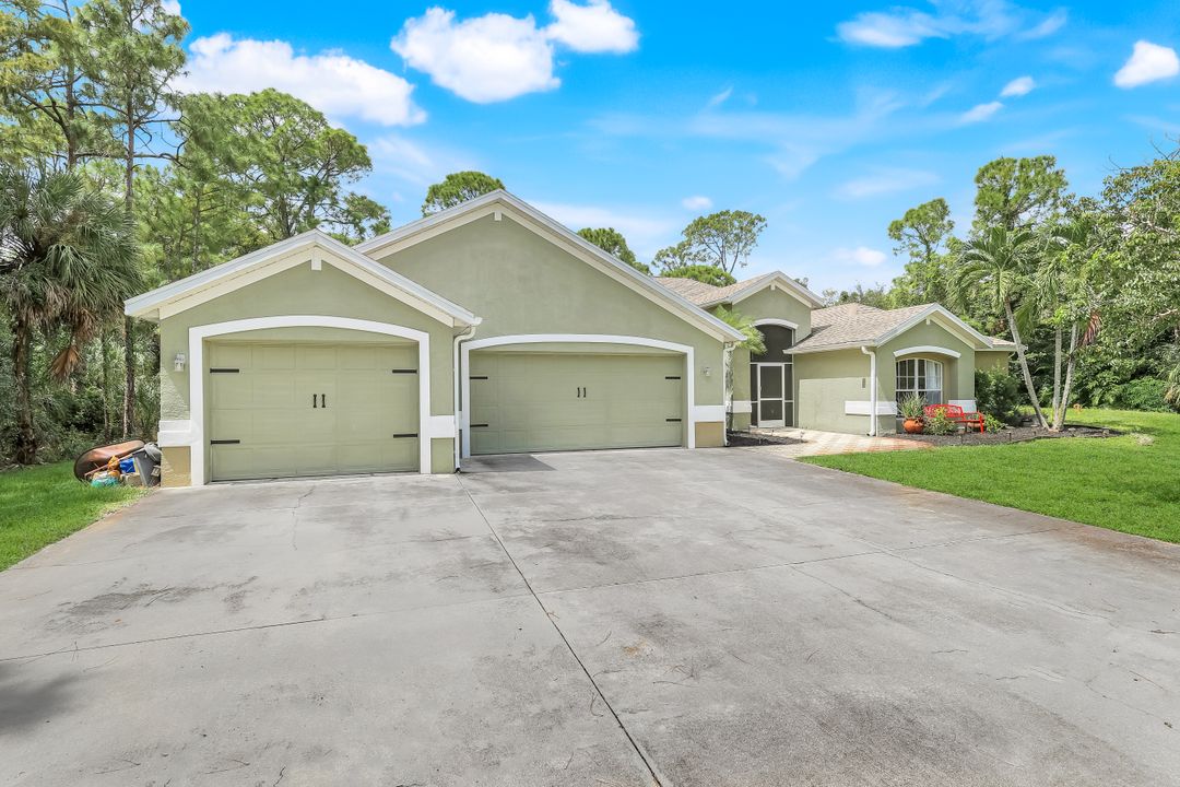 25566 Luci Dr, Bonita Springs, FL 34135