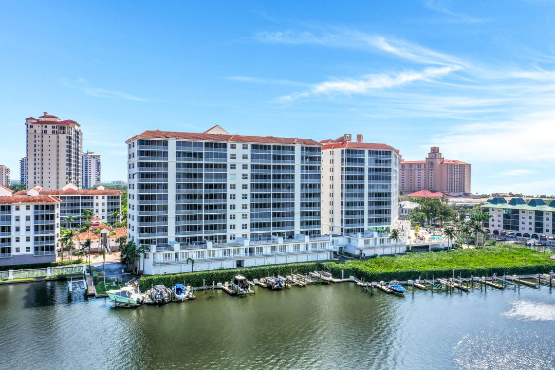 410 Flagship Dr #903, Naples, FL 34108