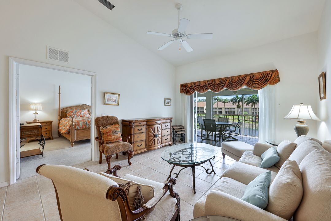 2386 Magnolia Ave #8, Naples, FL 34112
