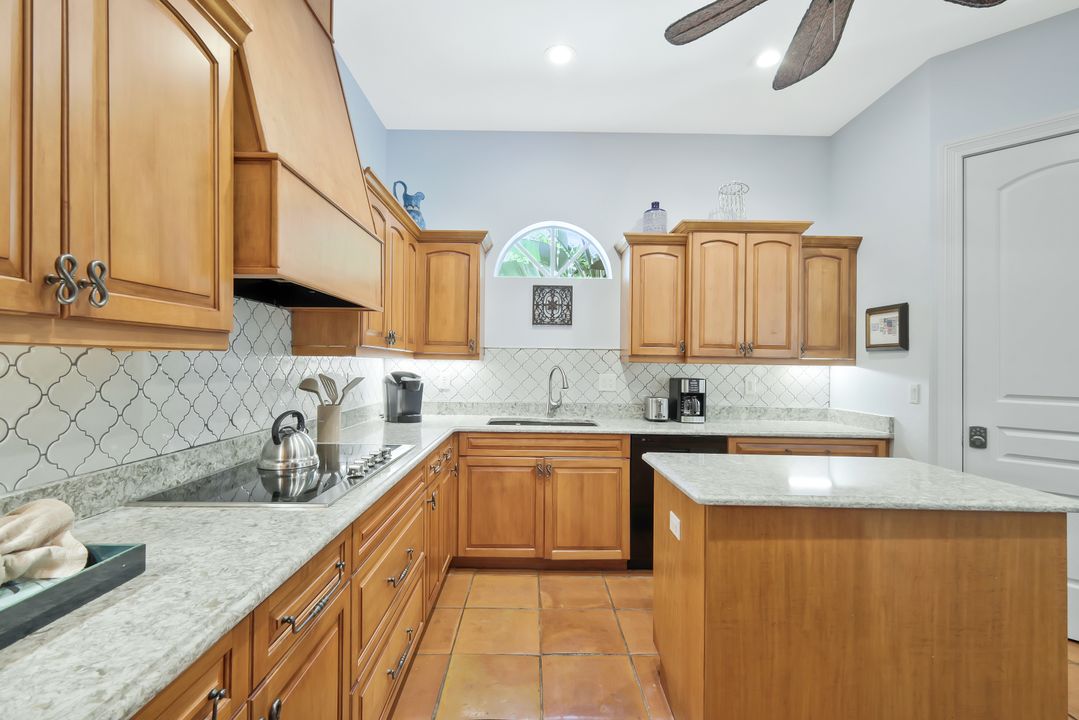 16167 Captiva Dr, Captiva, FL 33924