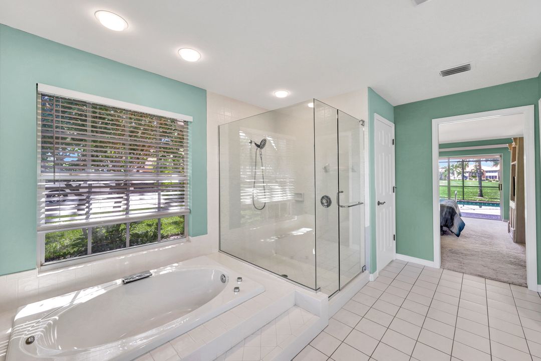 13280 Bridgeford Ave, Bonita Springs, FL 34135