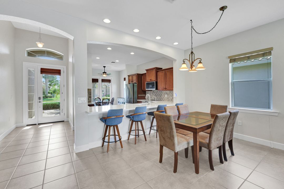 13055 Simsbury Terrace, Fort Myers, FL 33913