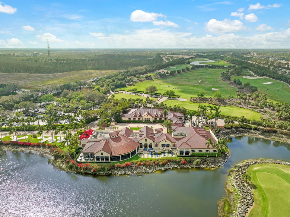 9956 St Moritz Dr, Miromar Lakes, FL 33913