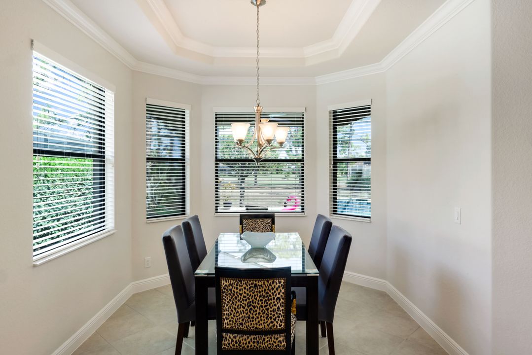 28452 San Amaro Dr, Bonita Springs, FL 34135