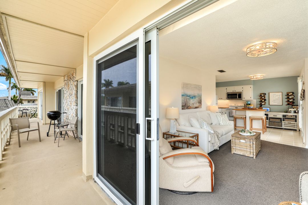 1215 Edington Pl, Marco Island, FL 34145