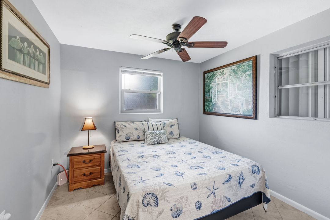 4305 SE 1st Ave, Cape Coral, FL 33904