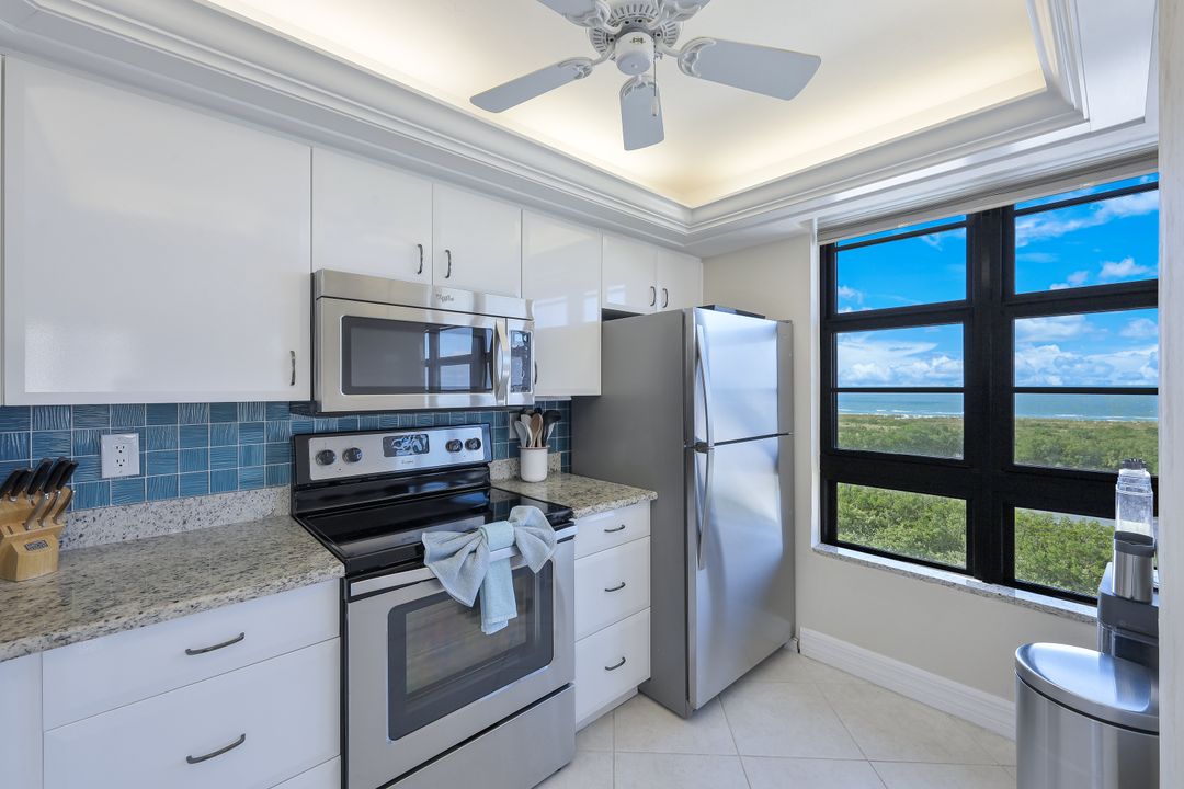 380 Seaview Ct #912, Marco Island, FL 34145