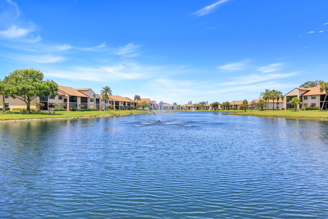 8336 Charter Club Cir #10, Fort Myers, FL 33919