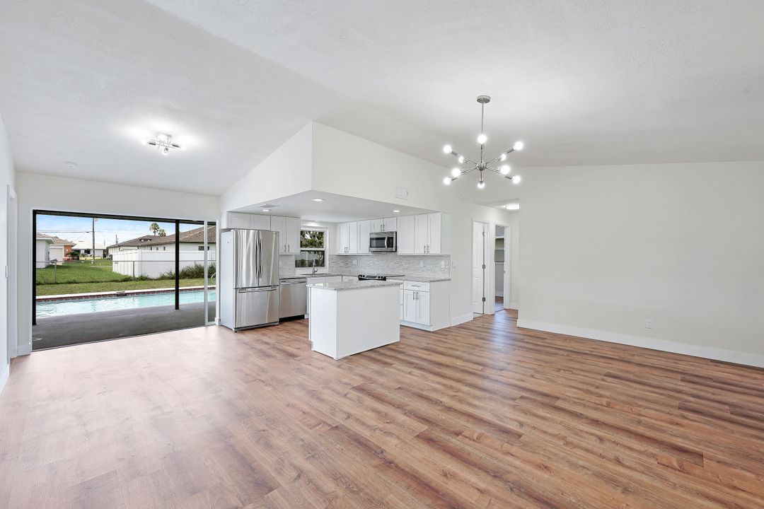 315 SE 16th Terrace, Cape Coral, FL 33990