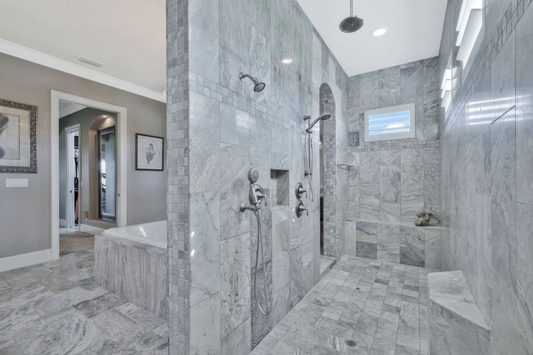 11710 Royal Tee Cir, Cape Coral, FL 33991