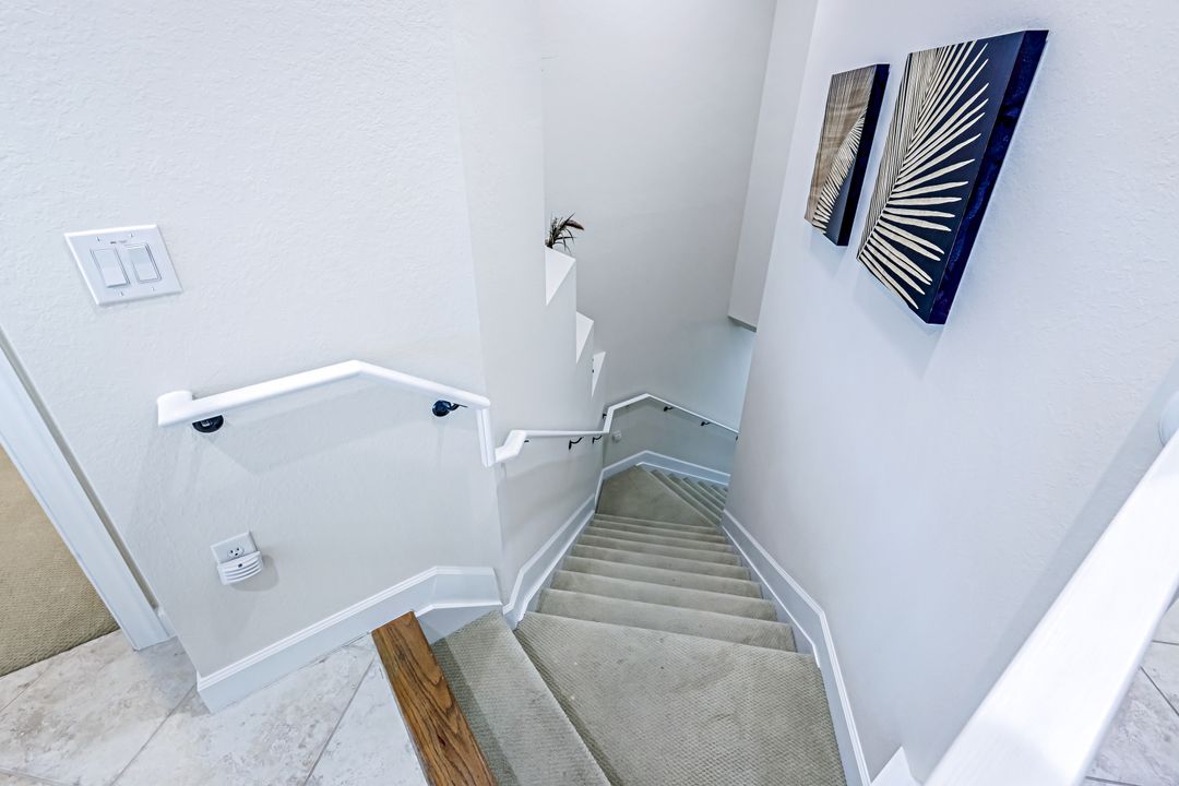 9537 Ironstone Terrace #201, Naples, FL 34120