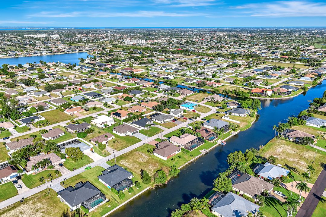 2721 SW 11th Ave, Cape Coral, FL 33914