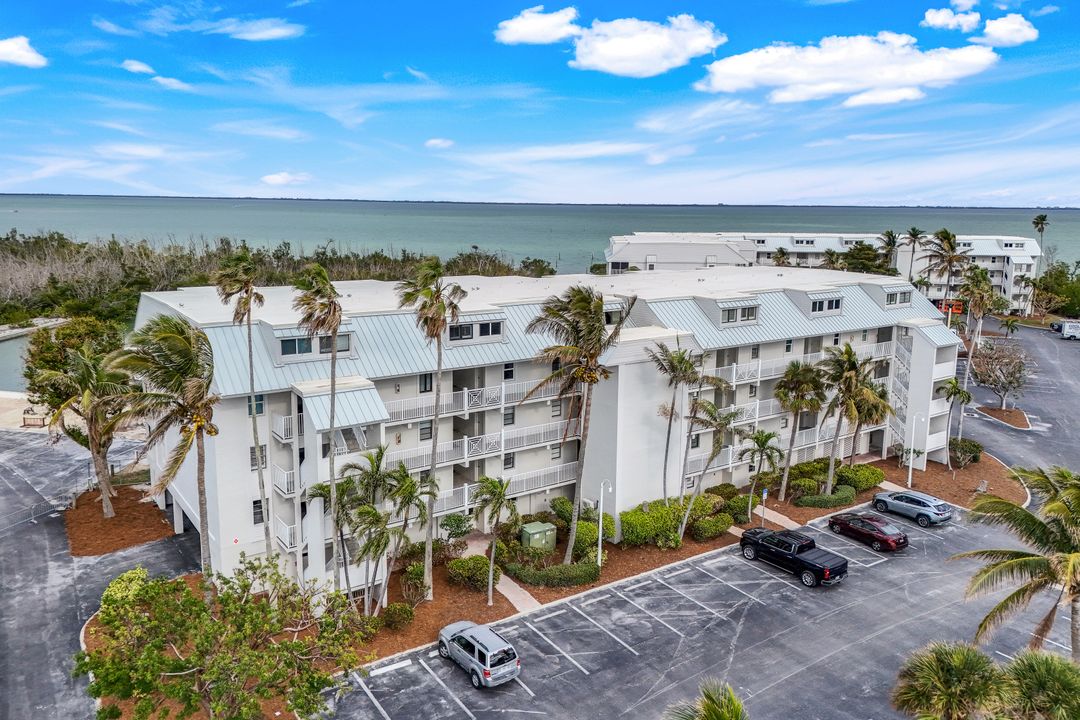 4216 Bayside Villas #4216, Captiva, FL 33924