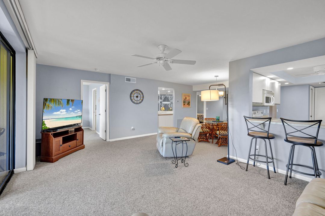 7129 Lakeridge View Court #302, Fort Myers, FL 33907