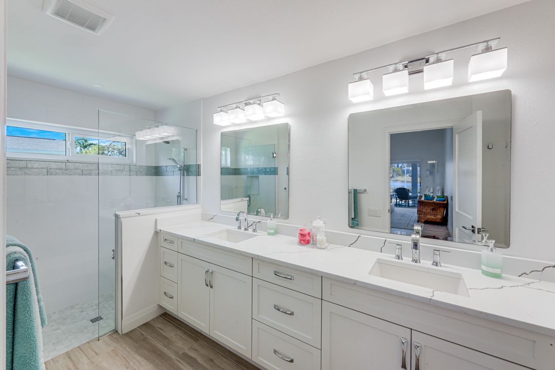 3803 Essex Pl, Bonita Springs, FL 34134