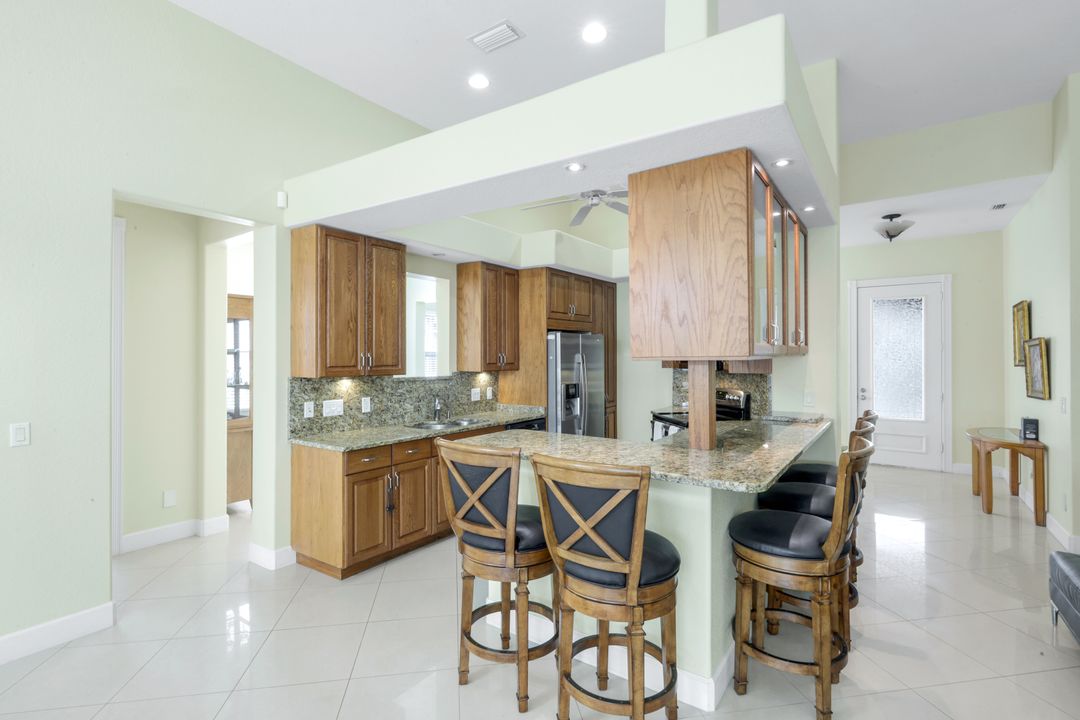 3112 Dominica Way, Naples, FL 34119