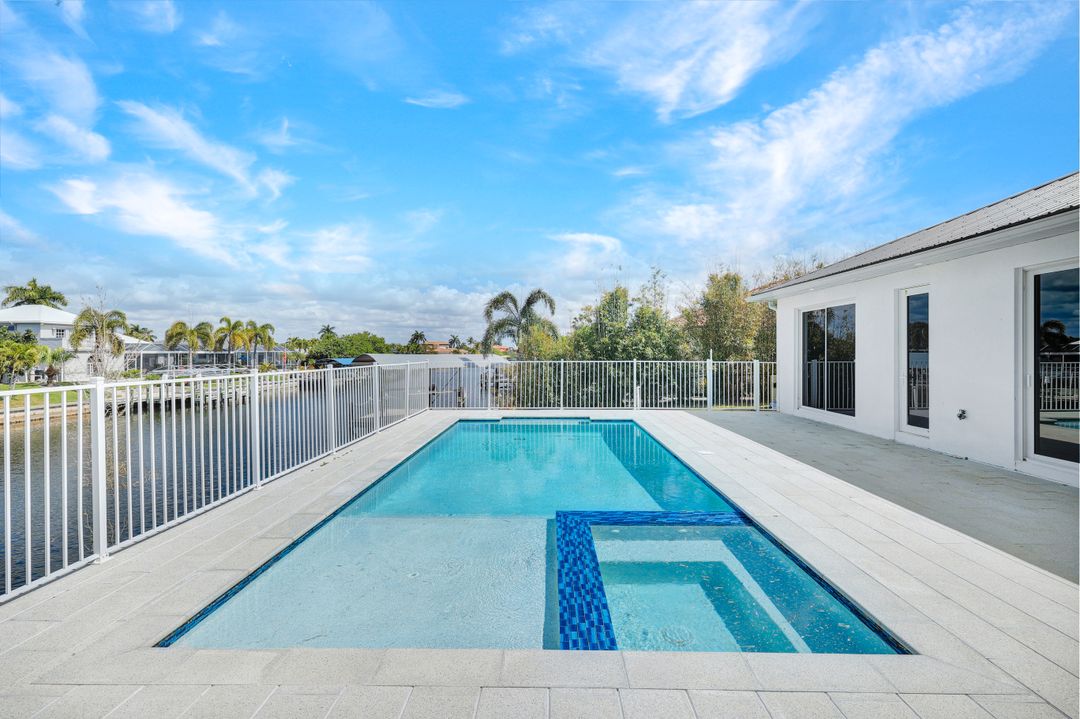 2029 SW 41st St, Cape Coral, FL 33914